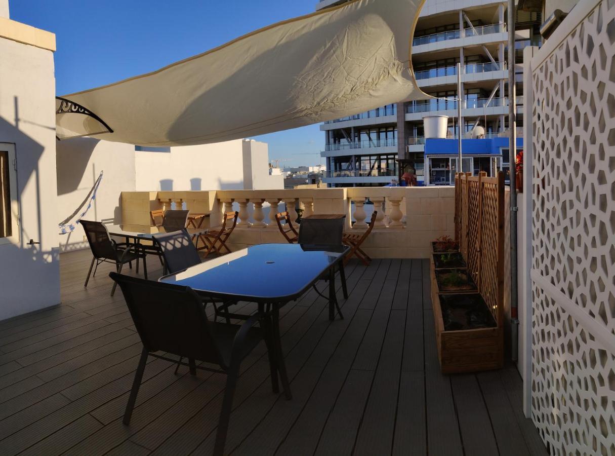 Walter'S B&B Gzira 外观 照片